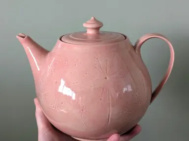 Theepot - roze met schermbloemen. — foto 5