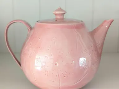 Theepot - roze met schermbloemen. — foto 1